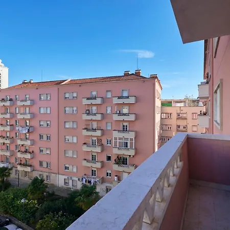Deluxe At Amazing Prime Location, By Timecooler Apartment
