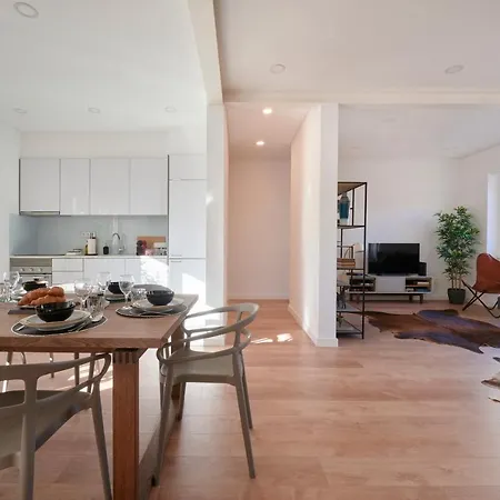 Deluxe At Amazing Prime Location, By Timecooler Apartment Lisbon