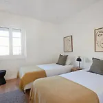 Deluxe At Amazing Prime Location, By Timecooler Διαμέρισμα