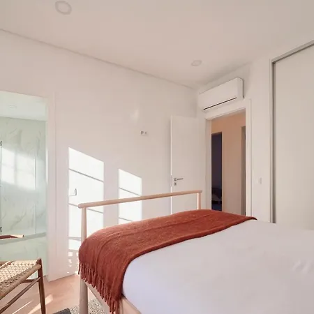 Deluxe At Amazing Prime Location, By Timecooler * Lisboa