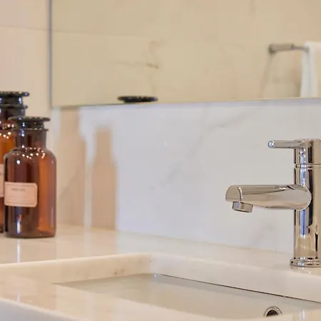 Deluxe At Amazing Prime Location, By Timecooler Apartamento Lisboa