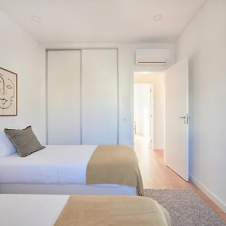 Deluxe At Amazing Prime Location, By Timecooler Apartamento Lisboa